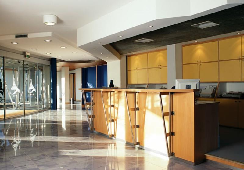 African Beach Hotel-Residence Манфредония Экстерьер фото